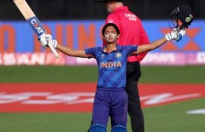 വനിതാ ടി20. ഇന്ത്യക്കായി ഏറ്റവും കൂടുതല് റണ്സ് നേടുന്ന താരമെന്ന റെക്കോര്ഡ് ഹര്മന്പ്രീത് കൗറിന്.