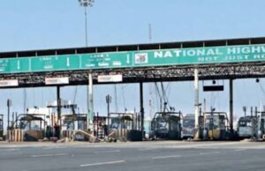 ടോള് പ്ലാസകളും ഫാസ്റ്റ് ട്രാക്കും നിര്ത്താന് കേന്ദ്ര സര്ക്കാര് തീരുമാനം.