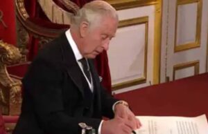 ചാള്സ്മൂന്നാമന് ബ്രിട്ടന്റെ രാജാവായി അധികാരമേറ്റു